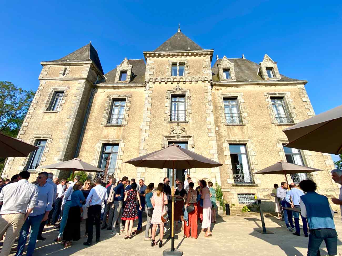 Restaurant La Cantine dans le chateau du domaine de Brandois Les Achard Vendee 85 3 1