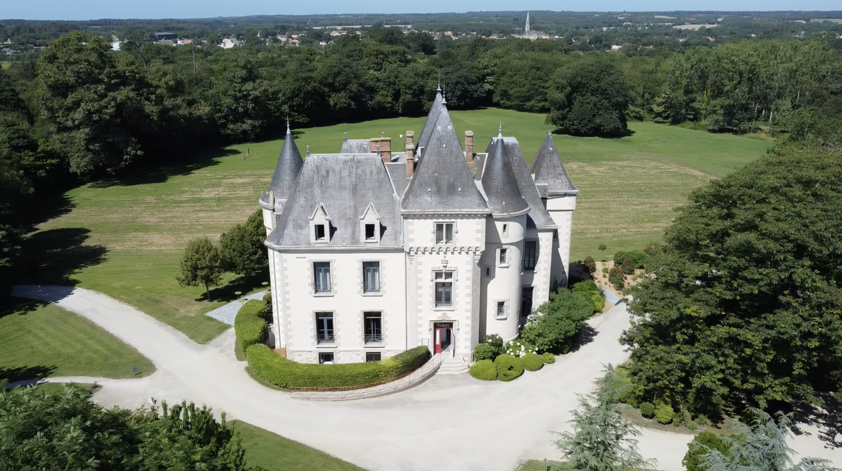 Château-du-Domaine-de-Brandois-en-vendée